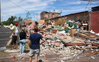 St. Louis SUSPENDS emergency boss for failing to deploy tornado siren before twisters that killed FIVE