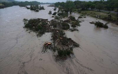 HILL COUNTRY FLOODS LATEST: At least 27 dead, 850+ rescued, 27 girls from Camp Mystic still missing, authorities say